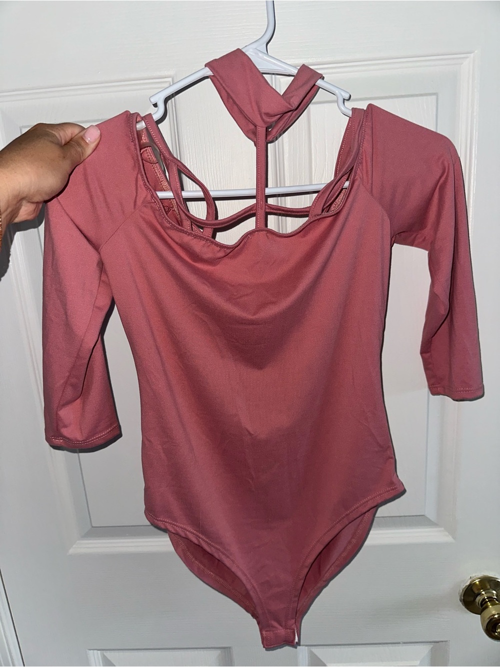 Women’s Rose Long Sleeve Strappy Bodysuit NWT size medium